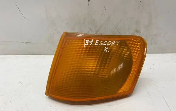 Ford Escort Front indicator light