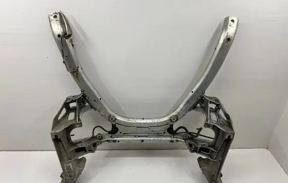 BMW 5 E60 E61 Front subframe 6759461