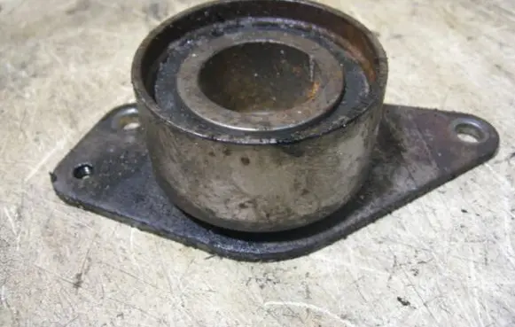 Renault Clio II Timing belt tensioner pulley 7700116054 19DCJ89KW