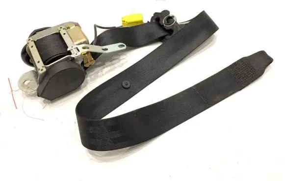 Volkswagen Polo IV 9N3 Front seatbelt 5424020
