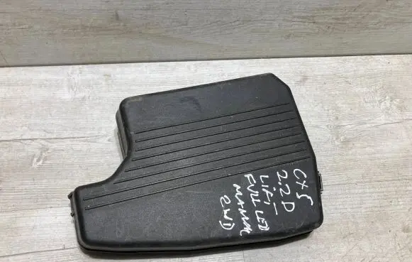 Mazda CX-5 Fuse box cover 66760K7005