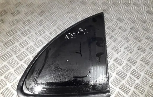 Rear side window