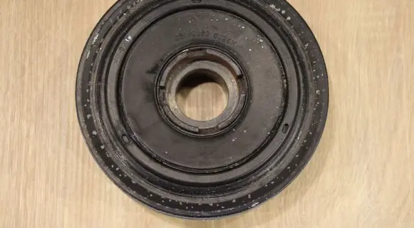 Chevrolet Orlando Crankshaft pulley 25182193