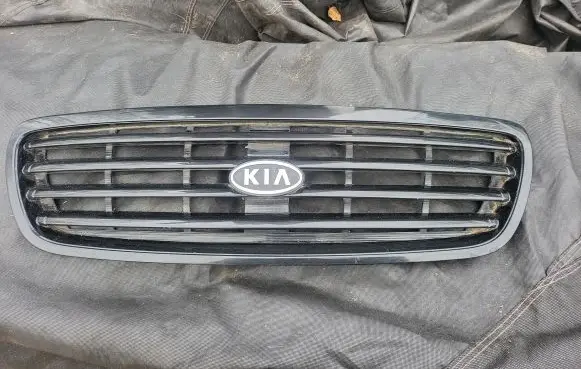 KIA Carnival Front grill