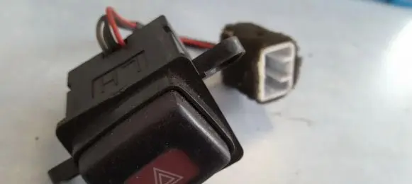 Mazda Xedos 6 Hazard light switch