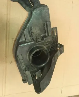 Peugeot 5008 Intake resonator 9656237980