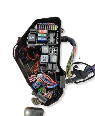 Porsche Cayenne (92A) Fuse module 7L0937559 7L5971072AQ
