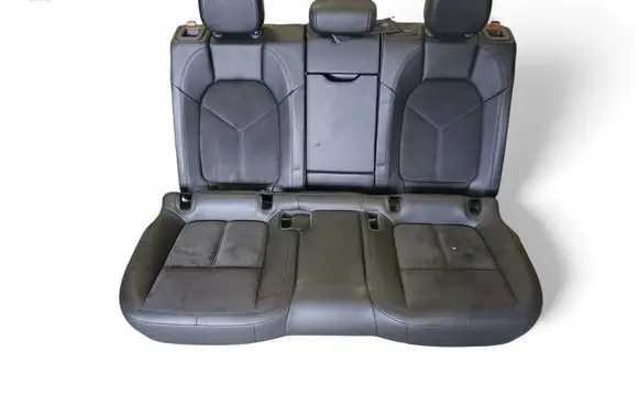 Porsche Macan (95B) Seat set 