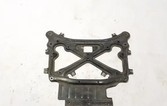 Audi Q8 Engine splash shield/under tray 4M1399345F