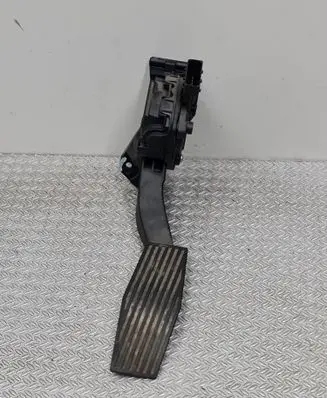 Opel Insignia A Accelerator throttle pedal 13237352 6PV00976500