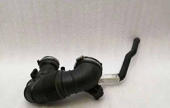 Mercedes-Benz GLE (W166 - C292) Air intake duct part A6510904537