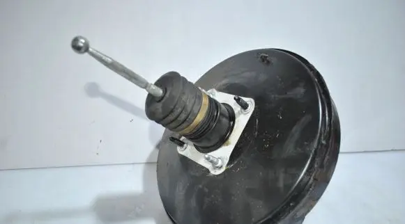 Skoda Yeti (5L) Brake booster 1K1614105CK
