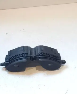 Ford Focus Windscreen/window heater switch 98AG18C621AF 300998