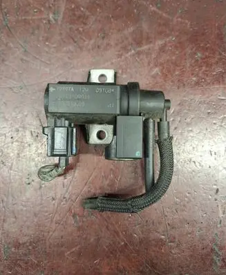 Toyota Avensis T270 Turbo solenoid valve 09T084 258190R011 70051308