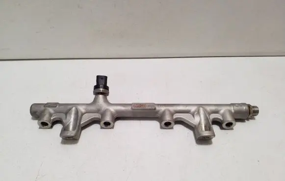 Audi A6 S6 C8 4K Fuel main line pipe 06Q133317B 0261547013