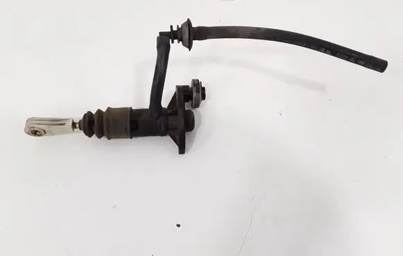 Audi A4 S4 B5 8D Clutch slave cylinder 