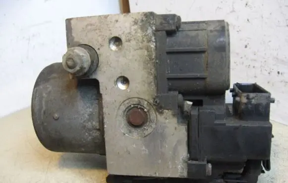 Renault Scenic I ABS Pump BOSCH02730043950265216732 7700432643