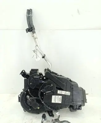 Chrysler Pacifica Interior heater climate box assembly P68342100AA TPYER0368R3288