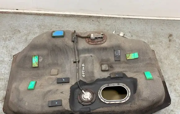 KIA Optima Fuel tank 31110D4950