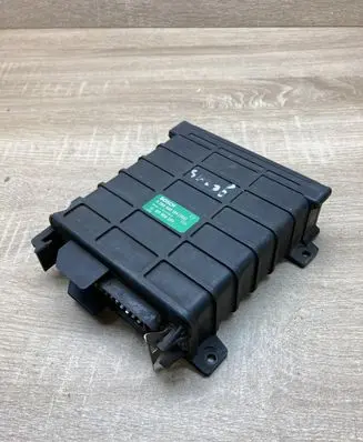 Audi 80 90 B3 Engine control unit/module ECU 811906264 0280800104
