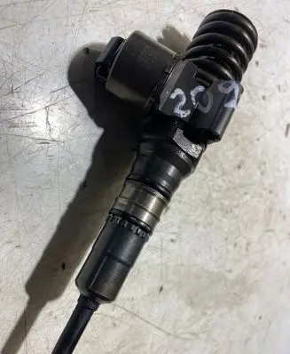 Mitsubishi Grandis Fuel injector 0414720404
