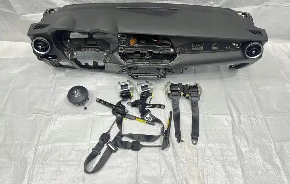 Alfa Romeo Stelvio Airbag set with panel 