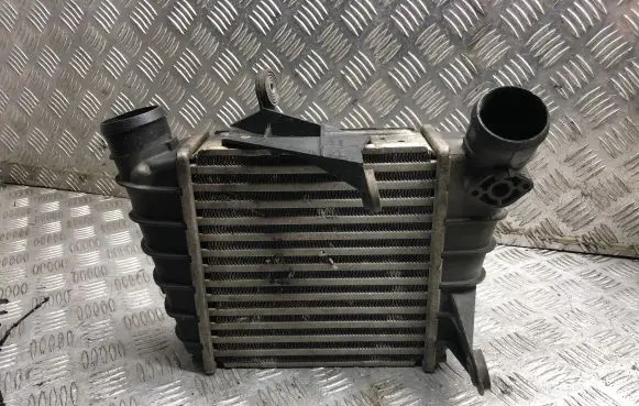Skoda Roomster (5J) Intercooler radiator 6Q0145804G