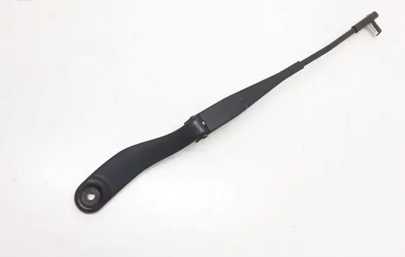 Volvo V50 Front wiper blade arm 8620200