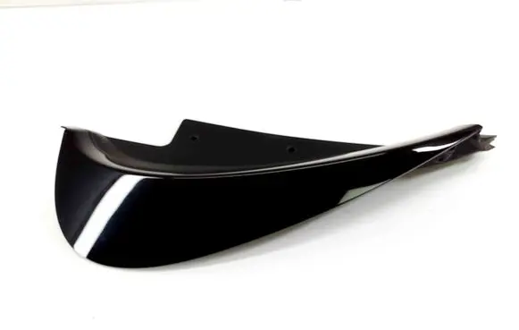 Rear fender molding trim