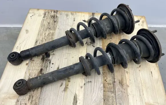 Lexus GS 300 400 430 Front shock absorber/damper