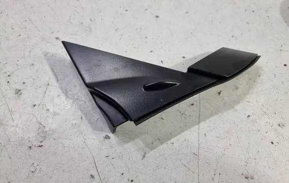 Toyota C-HR I Fender end trim 60117F4010