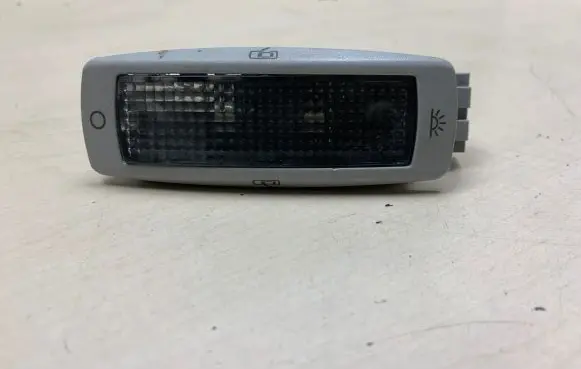 Volkswagen PASSAT B5.5 Rear seat light 3B0947291