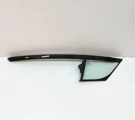 BMW i3 Front door vent window glass four-door 7289042