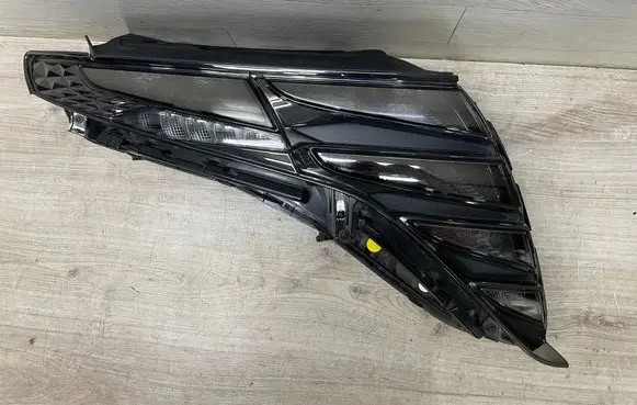 Hyundai Tucson IV NX4 Headlight/headlamp 92208N7100
