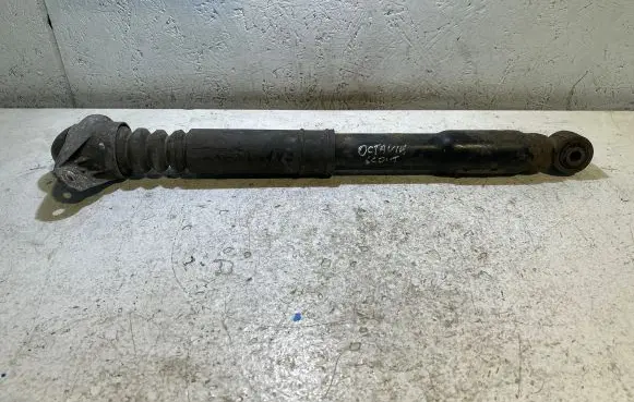 Skoda Octavia Mk2 (1Z) Rear shock absorber/damper
