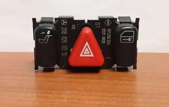 Mercedes-Benz CLK A208 C208 Hazard light switch 6791 2088200310