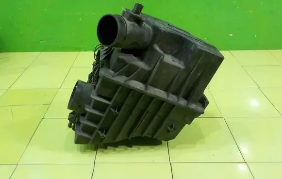 Ford Transit Air filter box 020920082