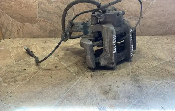 BMW 1 F20 F21 Front brake caliper