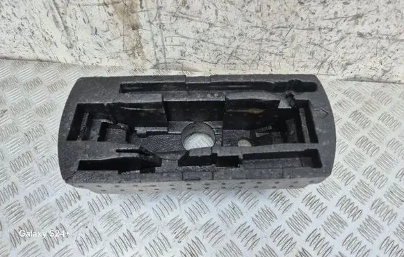 Volkswagen Golf VII Tool box 1J0012115AF