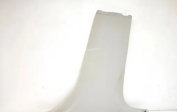 Volvo V40 (B) pillar trim (bottom) 31102352