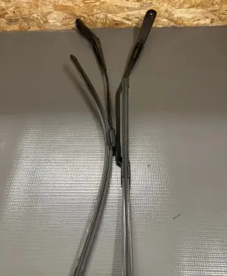 Volvo XC60 Windshield/front glass wiper blade 30753526