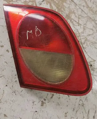 Mercedes-Benz E W210 Tailgate rear/tail lights
