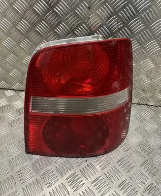 Volkswagen Touran I Rear/tail lights