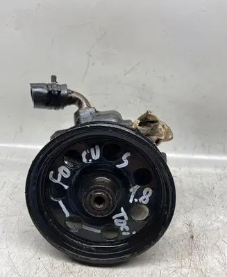 Ford Focus Power steering pump 4eb0503