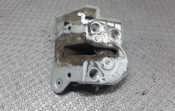 Mazda 5 Sliding door lock 