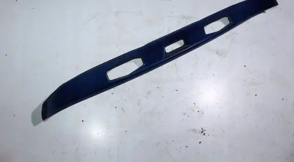 Mercedes-Benz S W220 Tailgate trim A2137402000