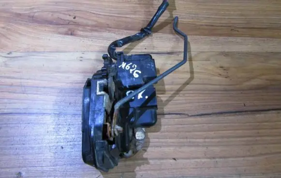 Front door lock