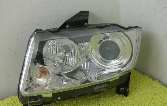 Jeep Compass Headlight/headlamp 05182553AD