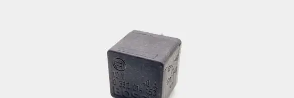 Volkswagen Golf IV Other relay 0332014156