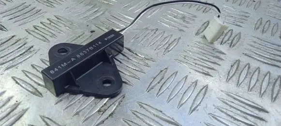 Mitsubishi Outlander Aerial GPS antenna 8637B114